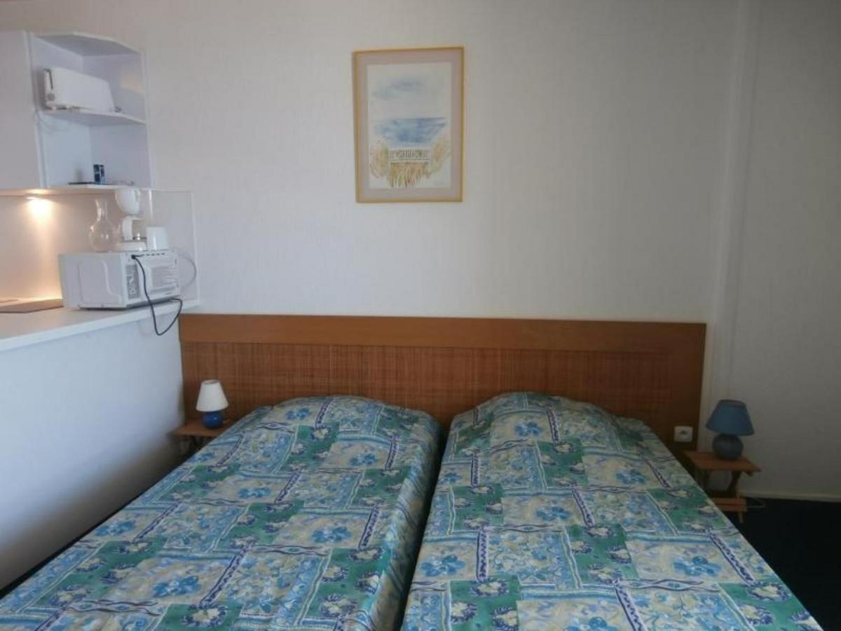 Studio Avec Piscine Face A La Mer A - Fr-1-3-430 * Biarriz